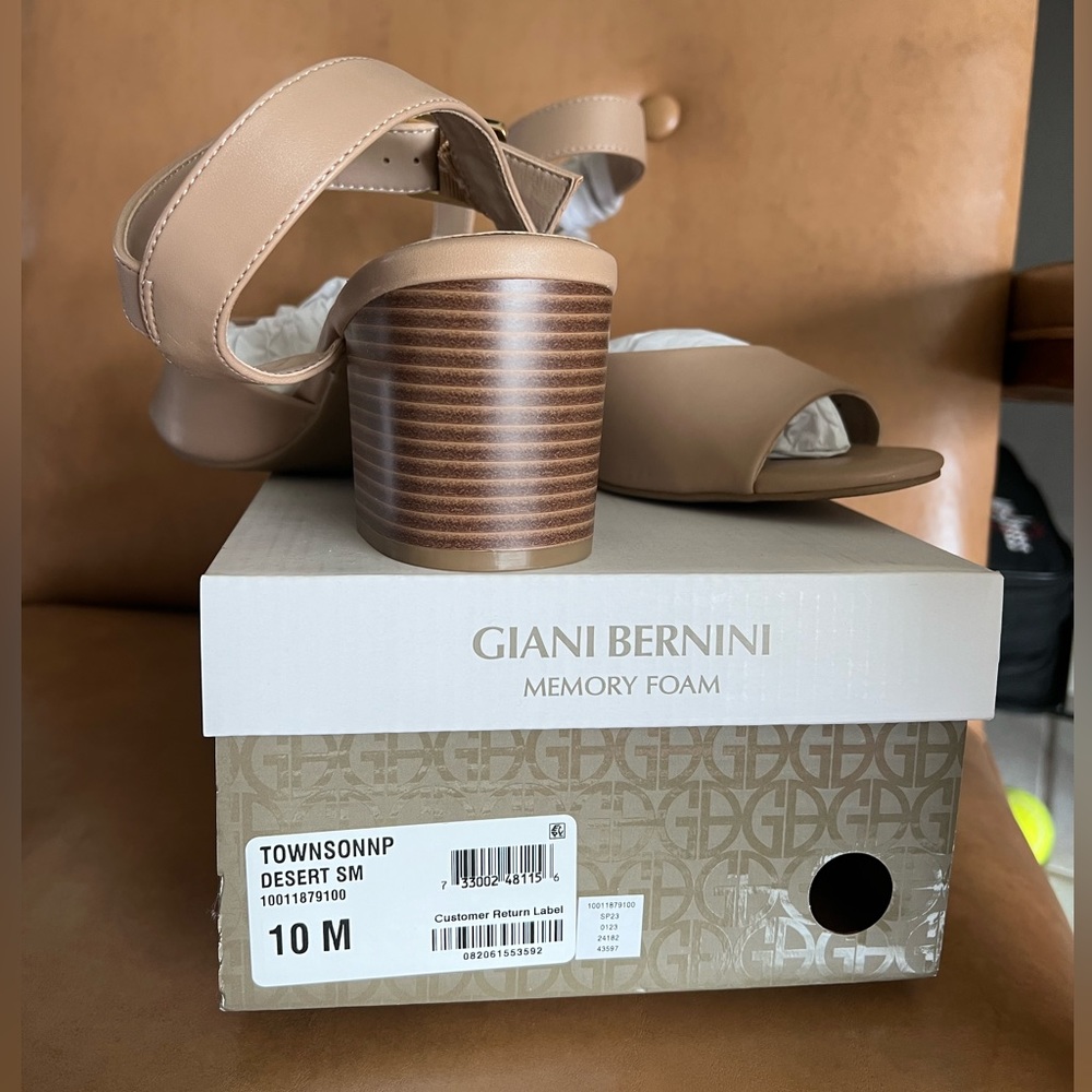Giani Bernini chunky heels